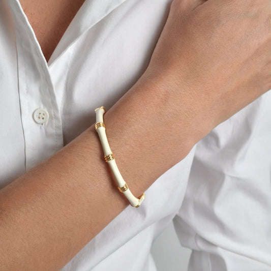 Bamboo Lacquered Crème Hinged Bangle