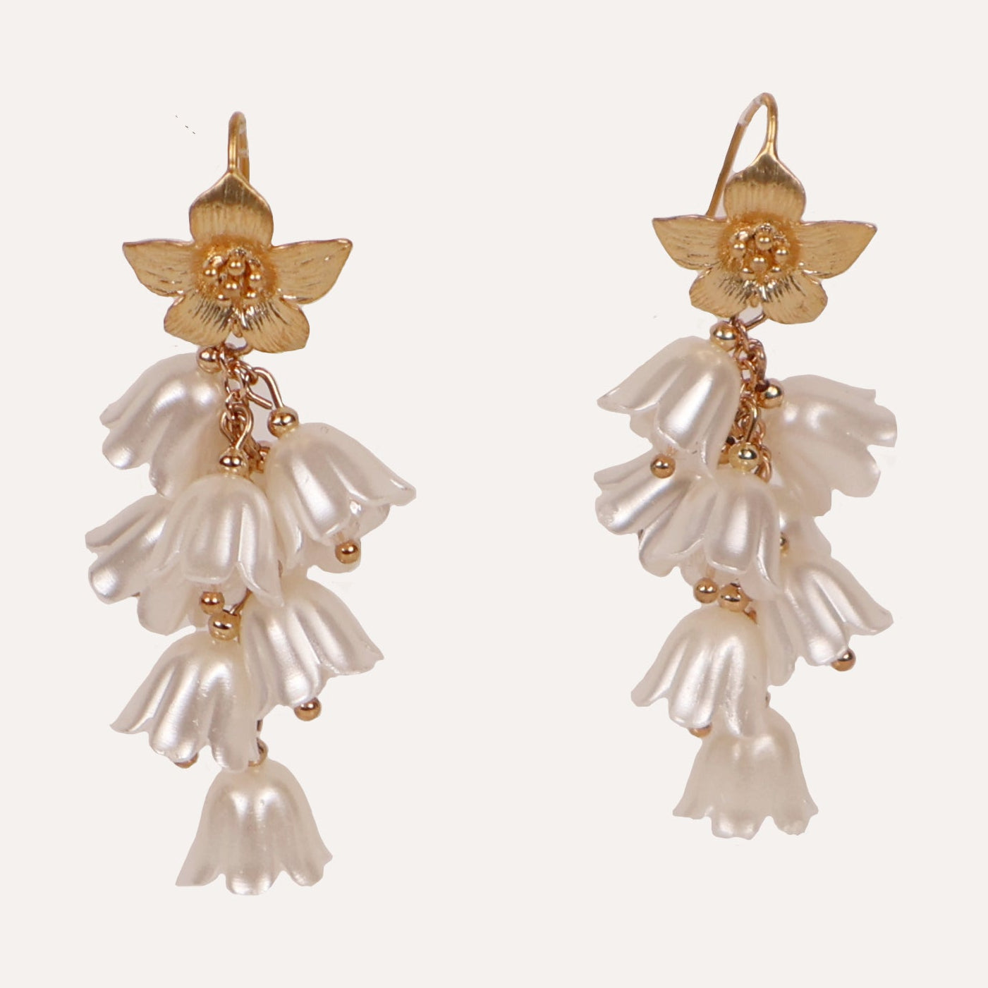 Drop Fan Floral with Pearl Earrings